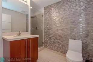 1111 SW 1st Ave, Miami, FL 33130 - Photo 8