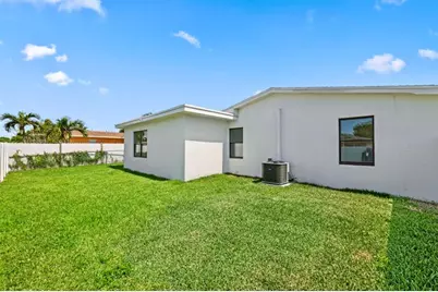 3349  El Vedado Ct, West Palm Beach, FL 33405 - Photo 36