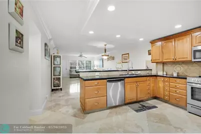 18940  Stewart Cir, Unit #2, Boca Raton, FL 33496 - Photo 4