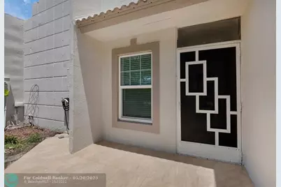 18940  Stewart Cir, Unit #2, Boca Raton, FL 33496 - Photo 2