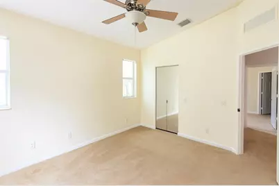 3261  Laurel Ridge Cir, Riviera Beach, FL 33404 - Photo 6