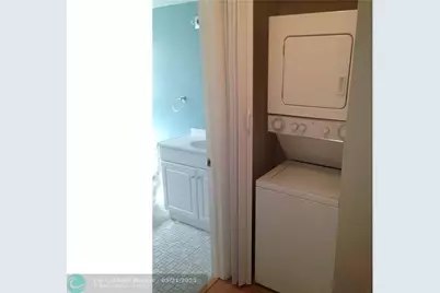 [Address not provided], Pembroke Pines, FL 33026 - Photo 8