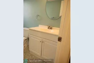 [Address not provided], Pembroke Pines, FL 33026 - Photo 14