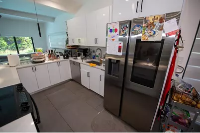 18560 NE 20th Ct, North Miami Beach, FL 33179 - Photo 6