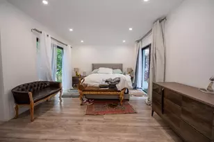 18560 NE 20th Ct, North Miami Beach, FL 33179 - Photo 12