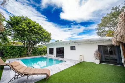 18560 NE 20th Ct, North Miami Beach, FL 33179 - Photo 22