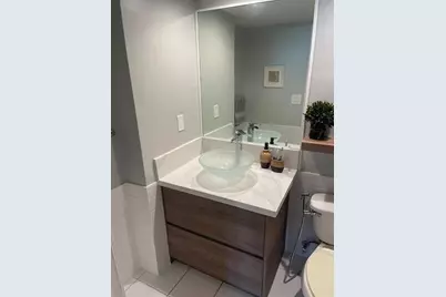 3000 S Ocean Dr, Unit #302, Hollywood, FL 33019 - Photo 18