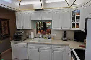 2803 Victoria Way, Coconut Creek, FL 33066 - Photo 28