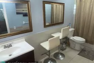 4220 NW 51st Ave, Lauderdale Lakes, FL 33319 - Photo 12