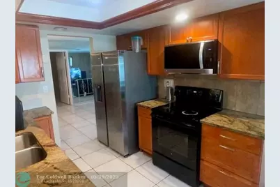 4220 NW 51st Ave, Lauderdale Lakes, FL 33319 - Photo 6