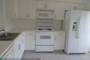 5810 Crystal Shores Dr, Boynton Beach, FL 33437 - Photo 2