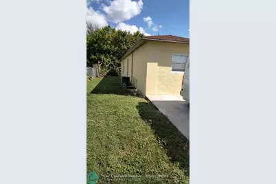 312  Carissa Dr, Pahokee, FL 33476 - Photo 16