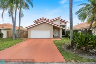 8313 NW 188th Terrace, Hialeah, FL 33015 - Photo 2