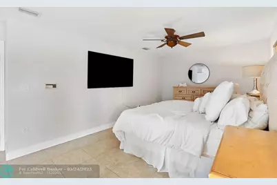 8313 NW 188th Ter, Hialeah, FL 33015 - Photo 40