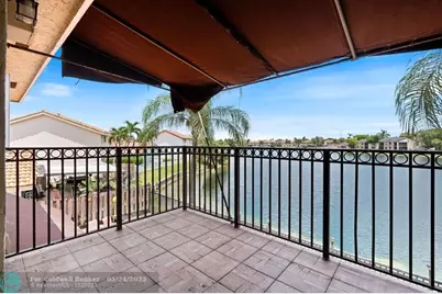 8313 NW 188th Ter, Hialeah, FL 33015 - Photo 44