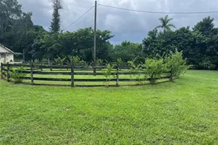1765 SW 112th Ave, Davie, FL 33325 - Photo 40