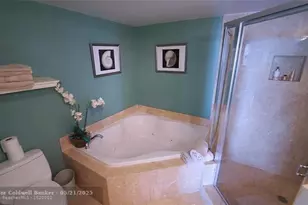 2011 N Ocean Blvd, Fort Lauderdale, FL 33305 - Photo 20