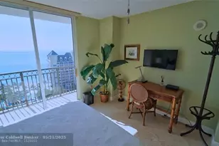 2011 N Ocean Blvd, Fort Lauderdale, FL 33305 - Photo 24