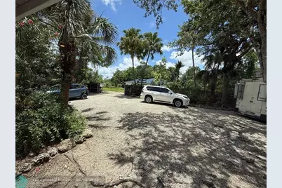 22990 SW 156th Ave, Unit #0, Miami, FL 33170 - Photo 38