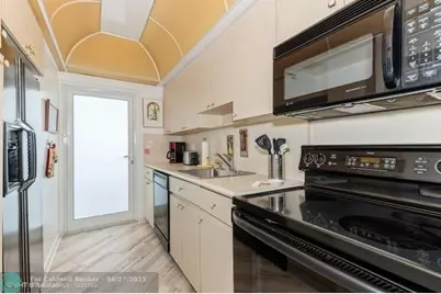 710 N Ocean Blvd, Unit #1203, Pompano Beach, FL 33062 - Photo 16