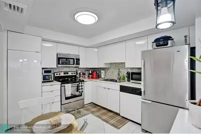 18041  Biscayne Blvd, Unit #503, Aventura, FL 33160 - Photo 8