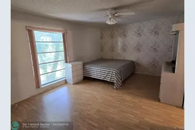 8380  Sands Point Blvd, Unit #J-309, Tamarac, FL 33321 - Photo 10