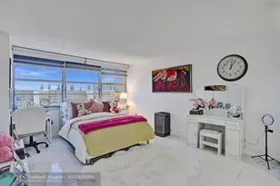 18041 SE Biscayne Blvd Unit, Aventura, FL 33160 - Photo 16
