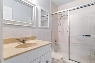 15600 NE 6th Ave, Miami, FL 33162 - Photo 12