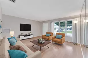 4922 NW 52nd St, Tamarac, FL 33319 - Photo 6