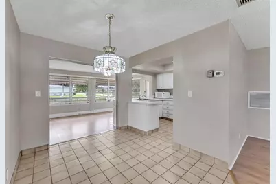 4922 NW 52nd St, Tamarac, FL 33319 - Photo 8