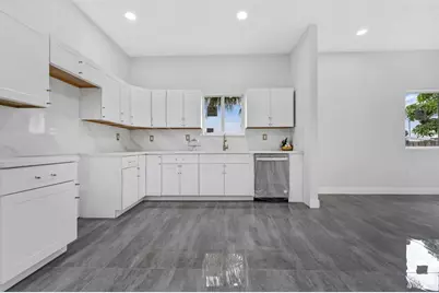 5250  SW 18th St, West Park, FL 33023 - Photo 16