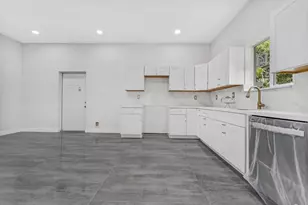 5250 SW 18th St, West Park, FL 33023 - Photo 18