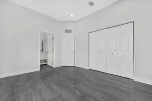 5250 SW 18th St, West Park, FL 33023 - Photo 20