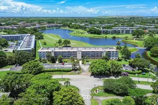 2801 Victoria Way, Coconut Creek, FL 33066 - Photo 30