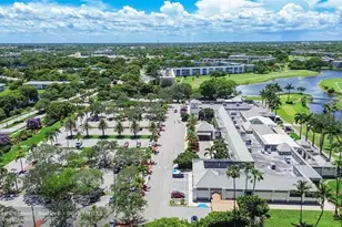 2801 Victoria Way, Coconut Creek, FL 33066 - Photo 36