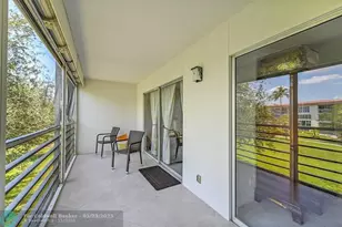 2804 Victoria Way, Coconut Creek, FL 33066 - Photo 22