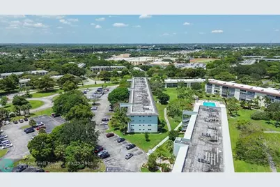 2804  Victoria Way, Unit #C3, Coconut Creek, FL 33066 - Photo 32