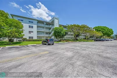 2804  Victoria Way, Unit #C3, Coconut Creek, FL 33066 - Photo 42