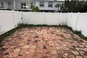 6784 SW 39th Ct, Davie, FL 33314 - Photo 2