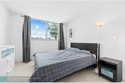 7100 NW 17th St, Unit #218, Plantation, FL 33313 - Photo 8