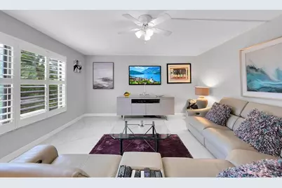 6017  Bayview Dr, Unit #6017, Fort Lauderdale, FL 33308 - Photo 1