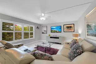 6017 Bayview Dr, Fort Lauderdale, FL 33308 - Photo 2