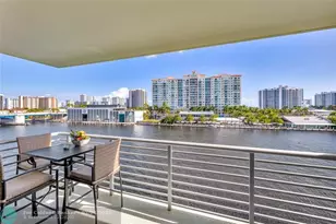 2900 NE 30th St, Fort Lauderdale, FL 33306 - Photo 14