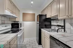 27 Crossings Cir, Boynton Beach, FL 33435 - Photo 14