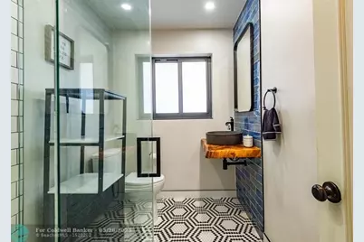 2113 NE 62nd St, Fort Lauderdale, FL 33308 - Photo 20