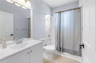 801 NW 130th Ave, Pembroke Pines, FL 33028 - Photo 14