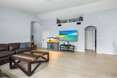 801 NW 130th Ave, Pembroke Pines, FL 33028 - Photo 8