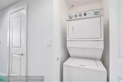 315 NE 3rd Ave, Unit #1209, Fort Lauderdale, FL 33301 - Photo 52