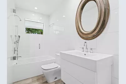 2147 NE 65th St, Fort Lauderdale, FL 33308 - Photo 34