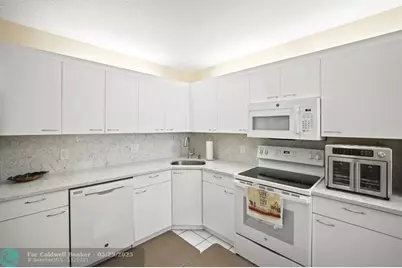 4161  Coral Tree Cir, Unit #362, Coconut Creek, FL 33073 - Photo 2